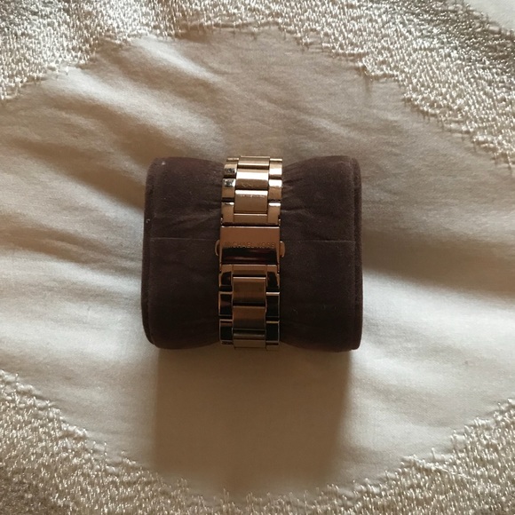 Michael Kors Watch - Picture 2 of 3